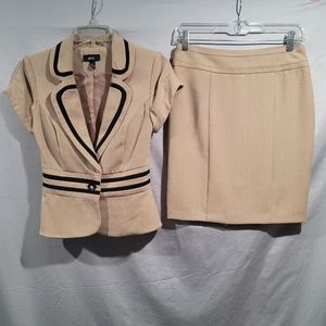 BCX Tan Skirt Suit, size XS jacket, size 3 skirt